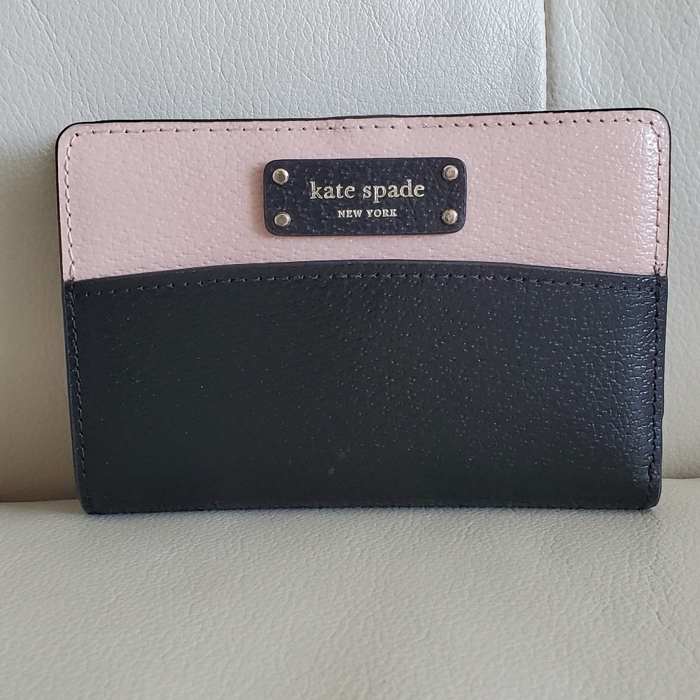 NWT Kate Spade Jeanne Medium Slim Bifold Wallet